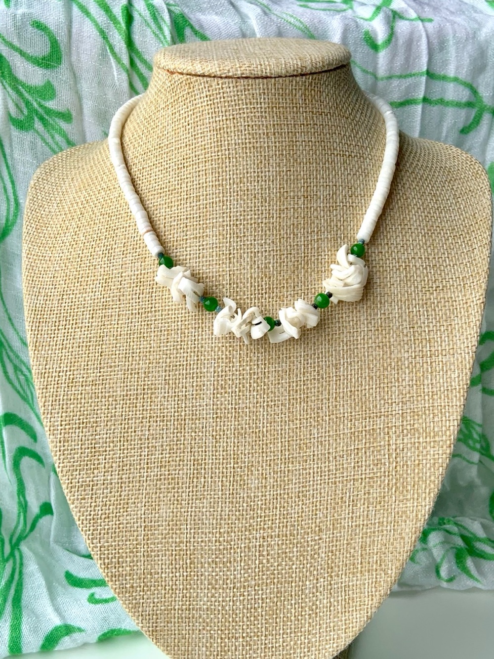 Vintage shell and bead necklace